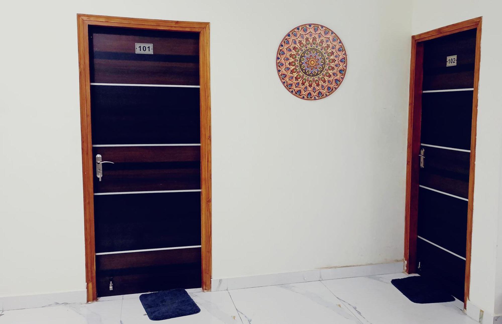 Two Bhk Abode In Golf City Лакнау Екстериор снимка